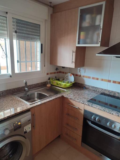 Apartamento En Primera Linea De Playa Con Vistas 卡巴尼斯 外观 照片